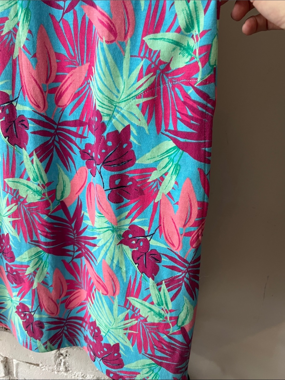 Lands' End Sleeveless Tropical Shift Dress in Pink & Aqua with pockets - Picture 4 of 4